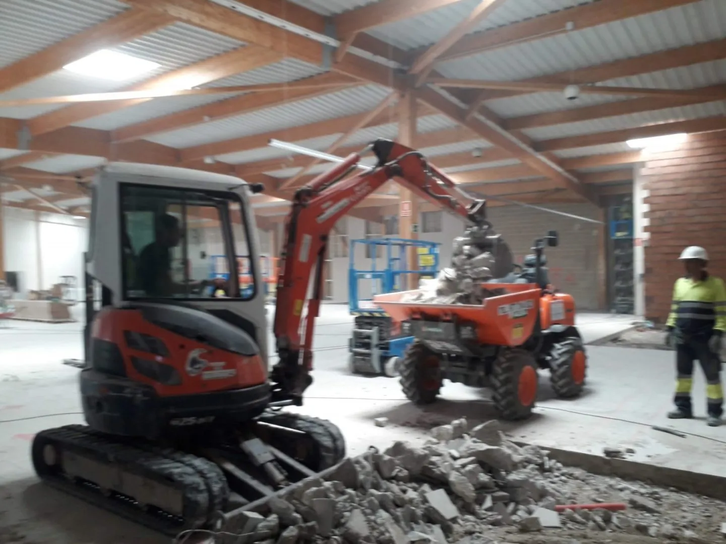  Mini Excavaciones en Reus